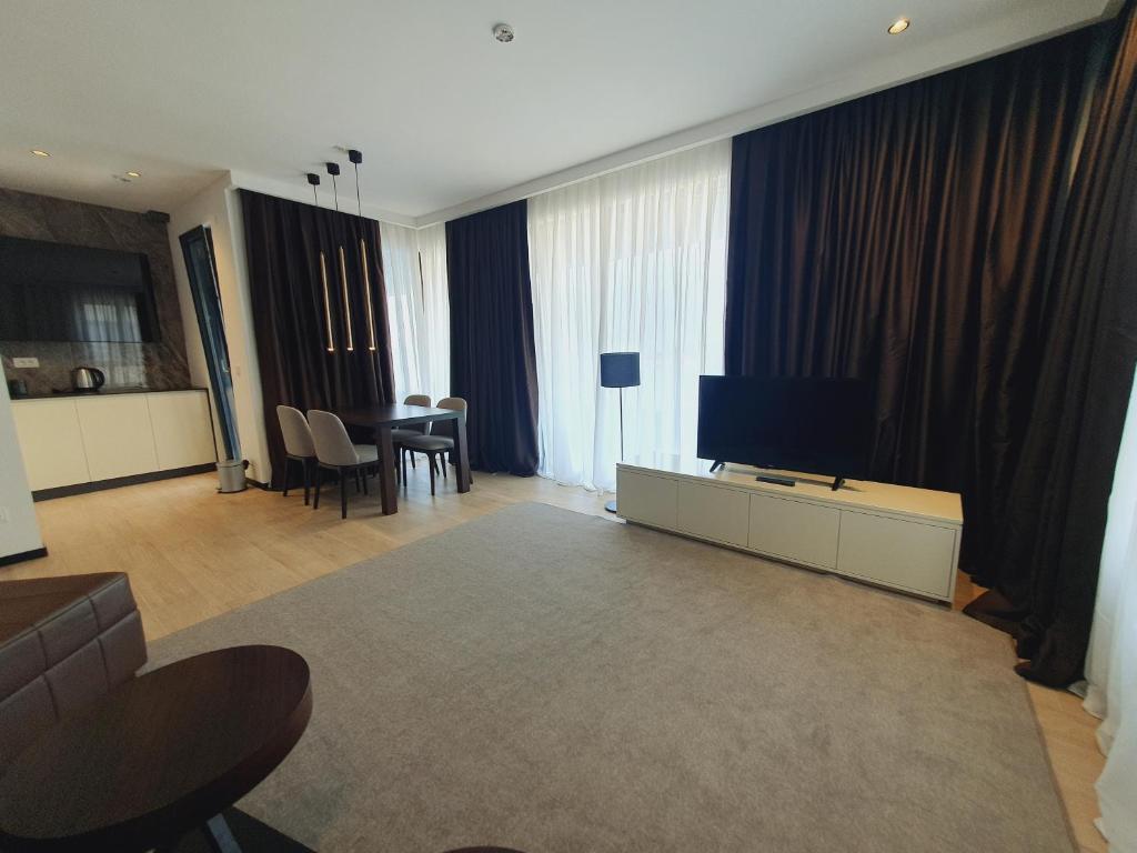 Будва: Prestige Central apartments 807 -Rafailovici
