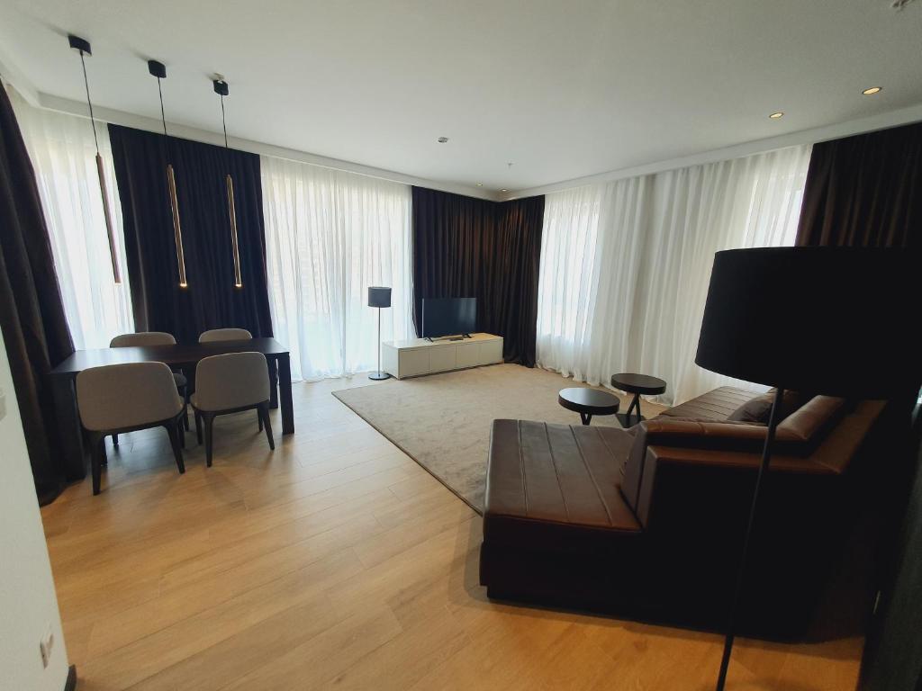 Будва: Prestige Central apartments 807 -Rafailovici