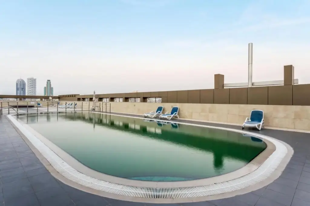 Дубай: Live Spacious 3br Apartment All En Suite & Balcony