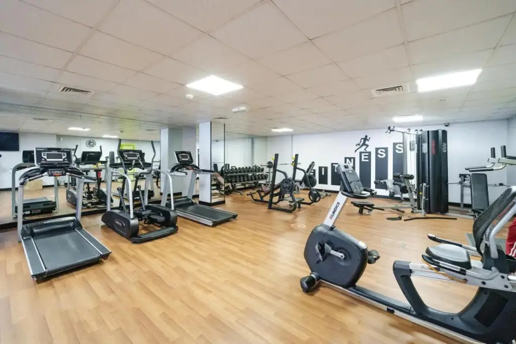 Дубай: Spacious 3br with 180˚ Dubai Marina Views