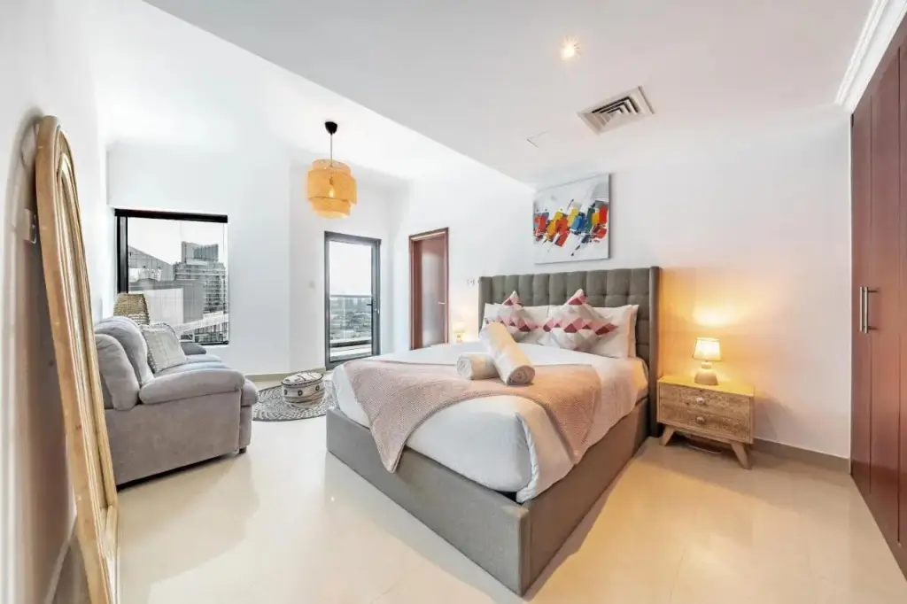 Дубай: Spacious 3br with 180˚ Dubai Marina Views