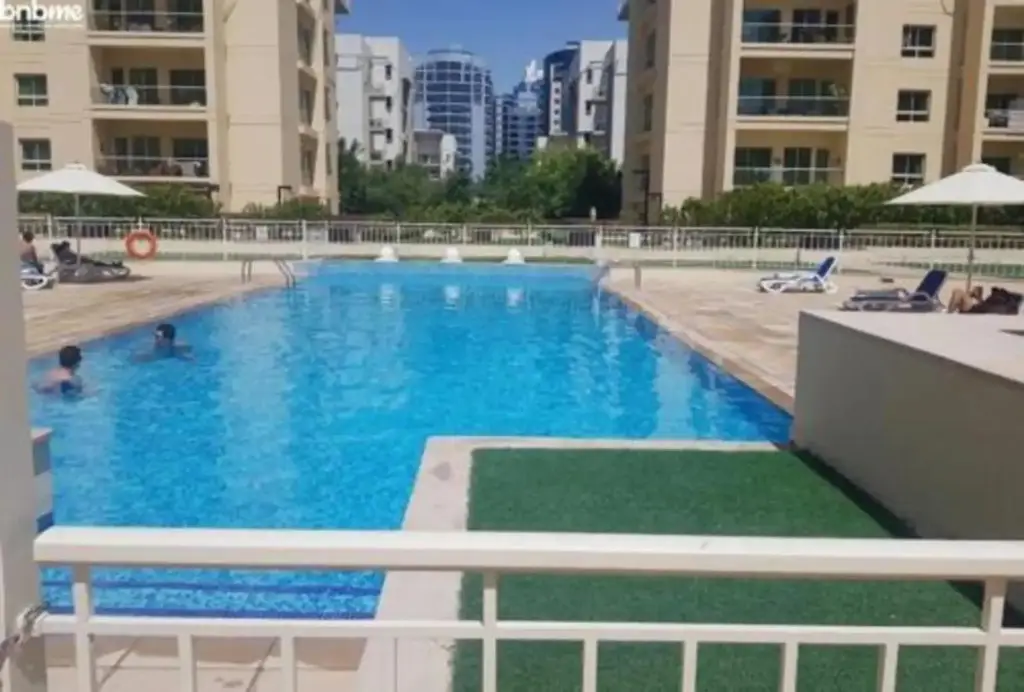 Дубай: Spectacular 1BR - Community View - bnbmehomes - 302