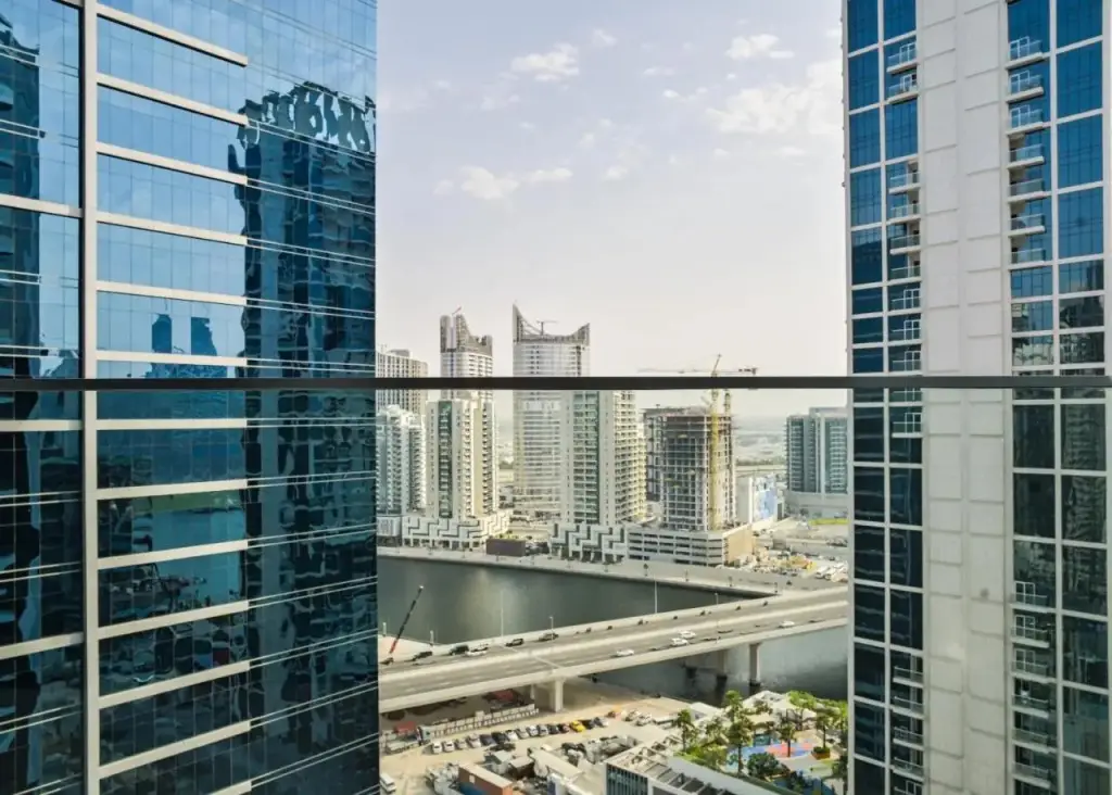 Дубай: Stylish Studio W Dubai Canal Vw in Business Bay