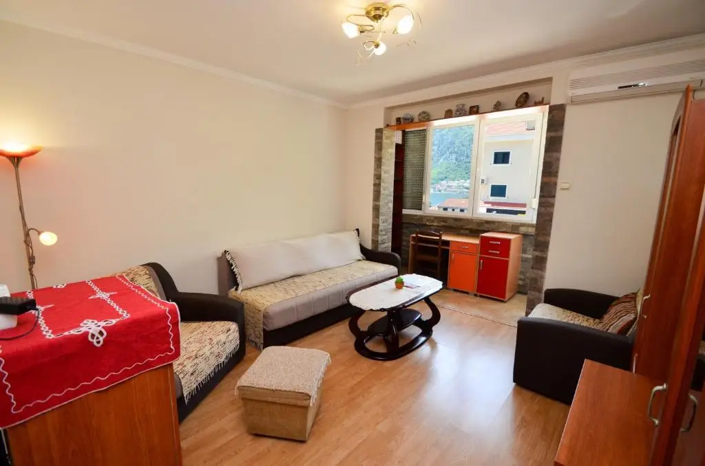 Доброта: Central Apartment Dobrota I