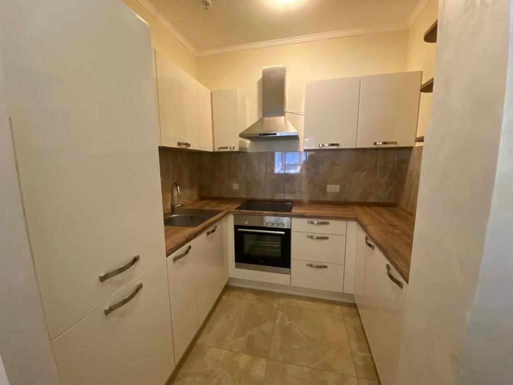 Бечичи: 2montenegro HARMONIA APARTMENTS Becici