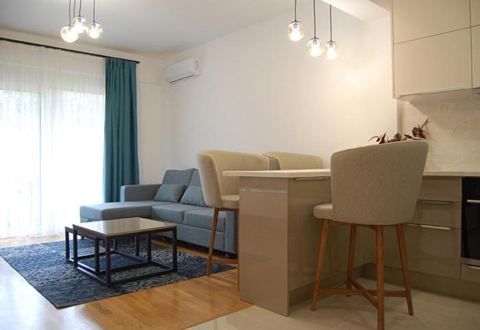 Бечичи: Status-M apartments99