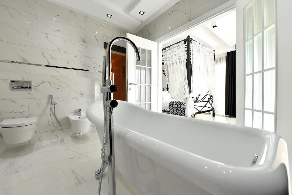 Ульцинь: Barjaktar - Luxury Suites & SPA