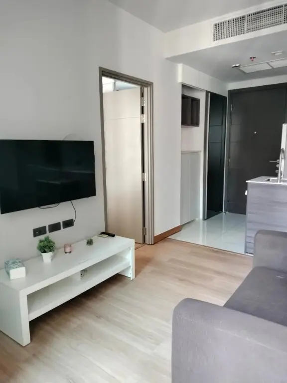 Бангкок: Ceil by Sansiri Bts Ekamai Shuttle To Bts Ekamai , Gateway Mall , Major Cineplex Mid City. Great Place To Explore Bangkok