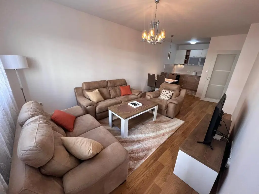 Подгорица: White Home apartment 3