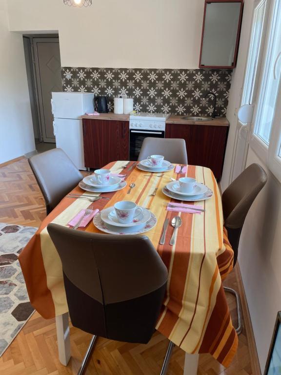 Подгорица: Entire 1-bedroom apartment with free parking