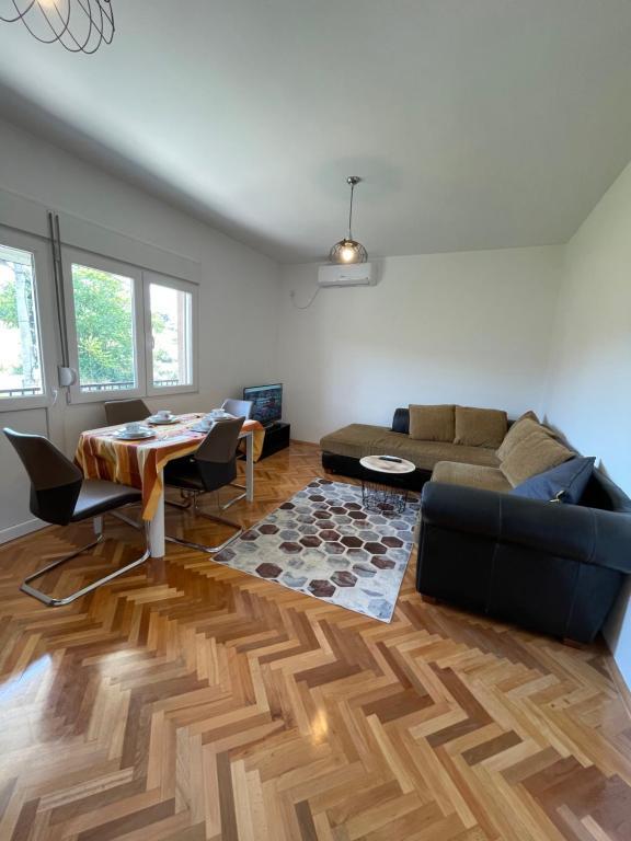 Подгорица: Entire 1-bedroom apartment with free parking