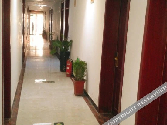 Пекин: Qing'anren Hotel (Beijing Qianmen Dashilan Branch)