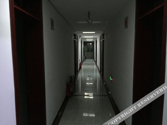 Пекин: Qing'anren Hotel (Beijing Qianmen Dashilan Branch)