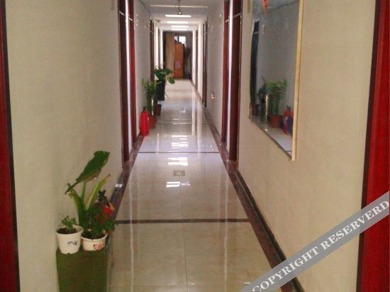 Пекин: Qing'anren Hotel (Beijing Qianmen Dashilan Branch)