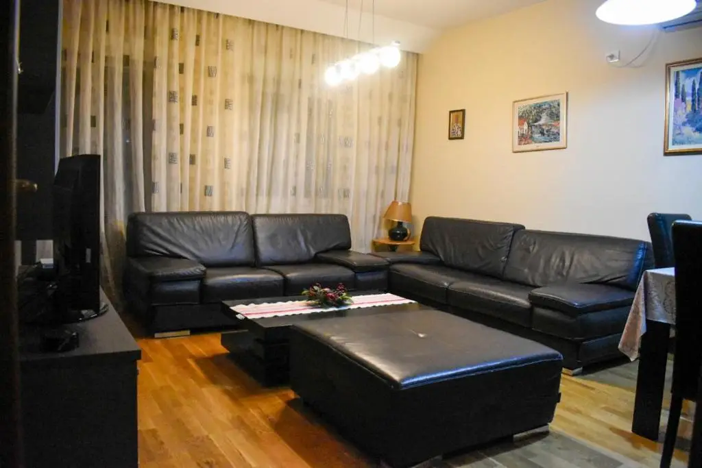 Подгорица: Apartman Sara 2