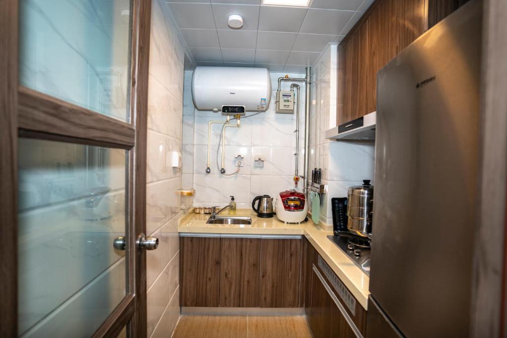 Циньхуандао: Locals Apartment Inn 15
