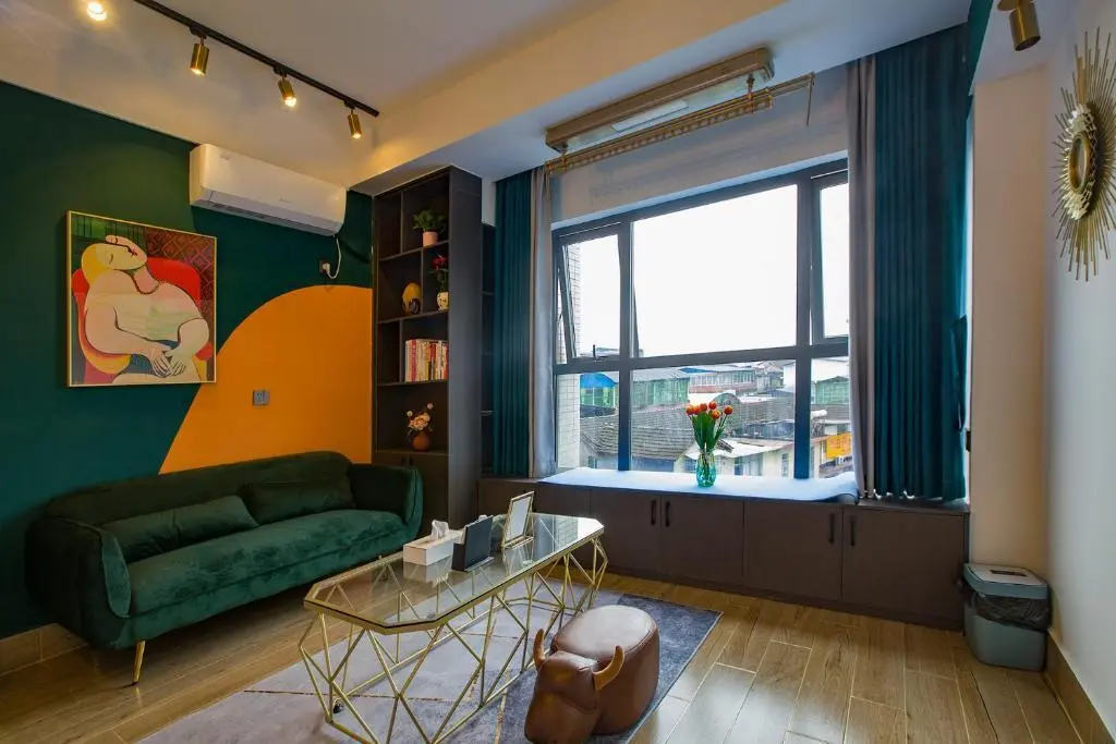 Чжанцзяцзе: Locals Apartment House 14