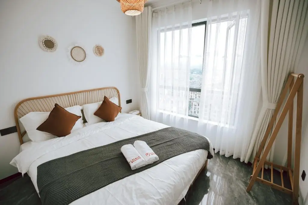 Чжанцзяцзе: Locals Apartment House 22