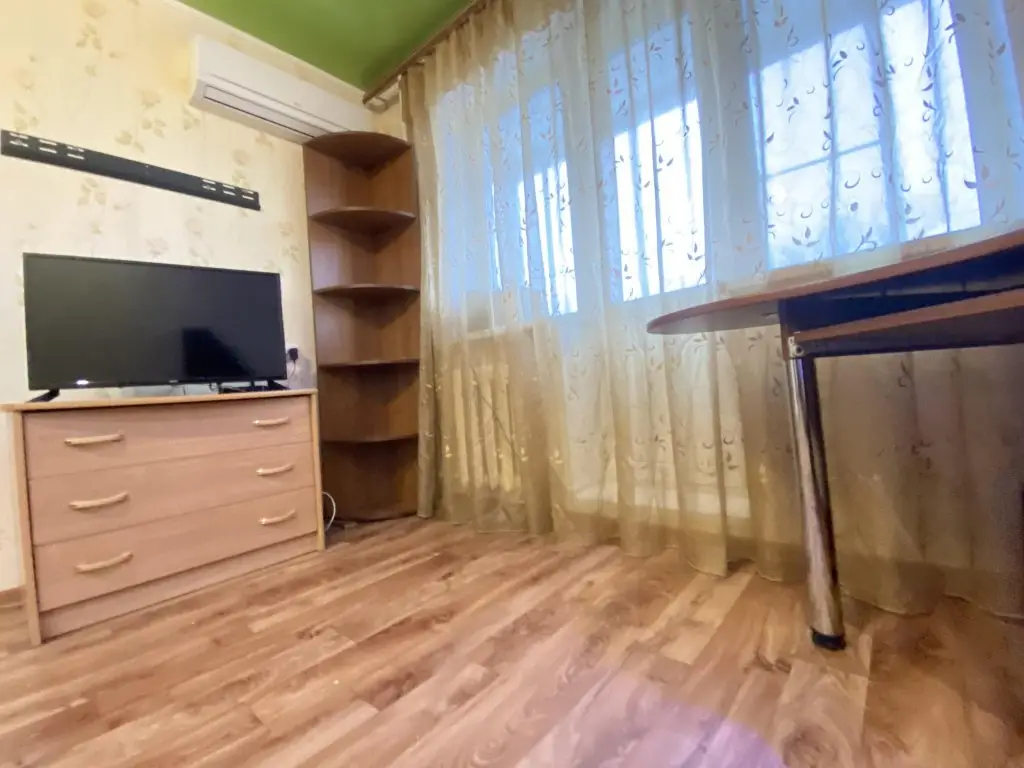 Комсомольск-на-Амуре: Апартаменты ApartLand Интернациональный 23