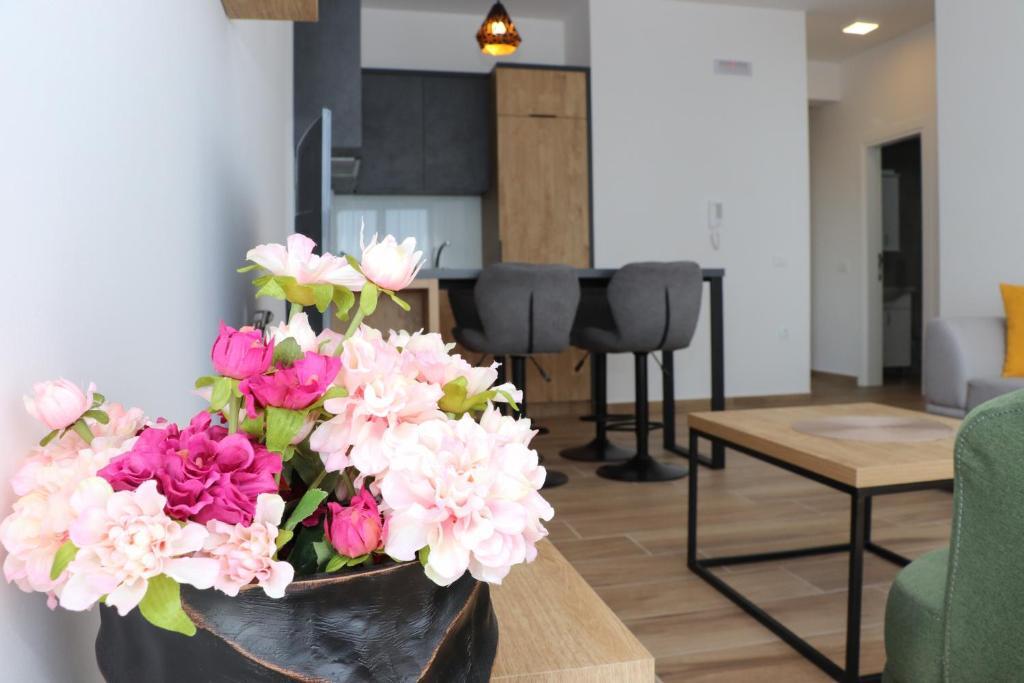 Ульцинь: Eagles Apartments & Suites