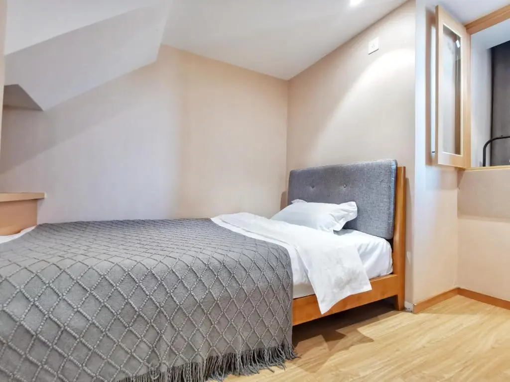 Ханчжоу: July Apartment