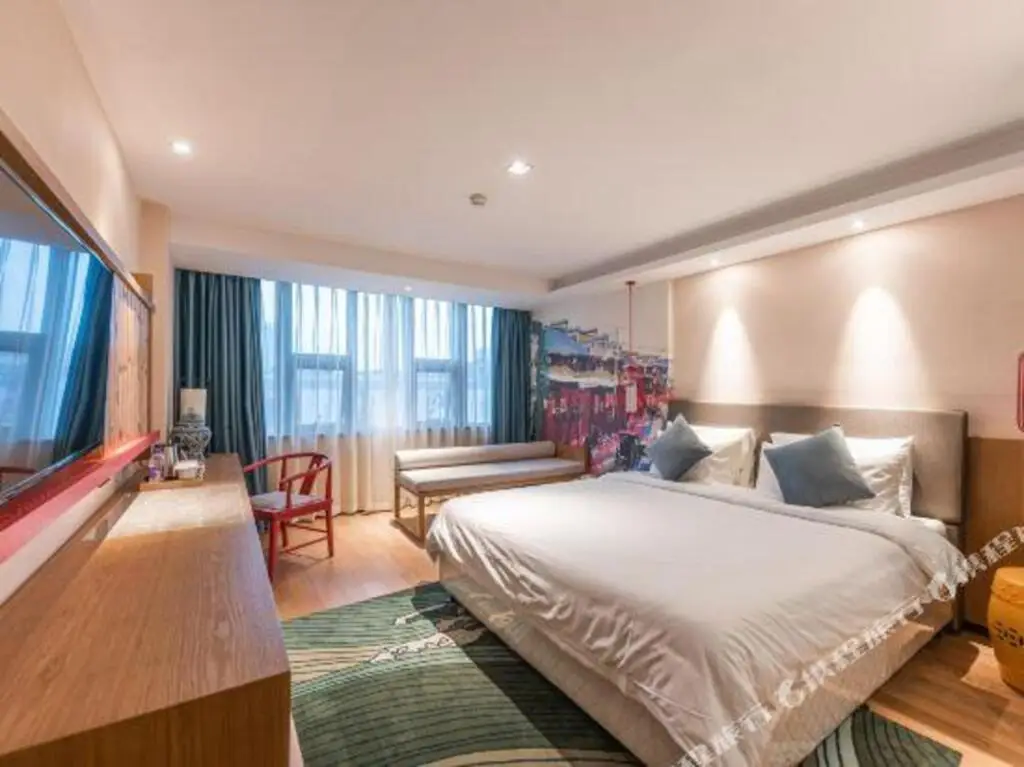 Нинбо: Kaiyuan Manju Hotel (Ningbo Tianyi Square Gulou Subway Station)