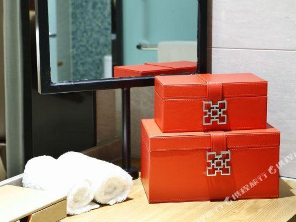 Нинбо: Kaiyuan Manju Hotel (Ningbo Tianyi Square Gulou Subway Station)