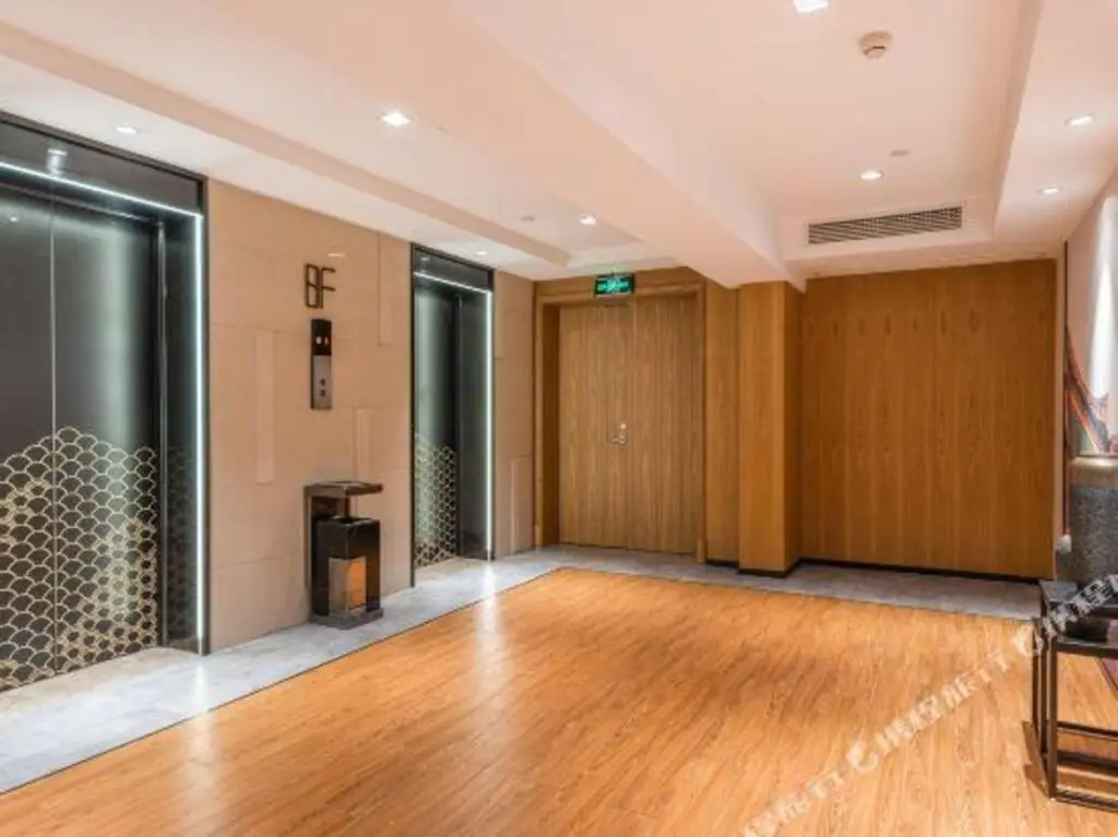 Нинбо: Kaiyuan Manju Hotel (Ningbo Tianyi Square Gulou Subway Station)