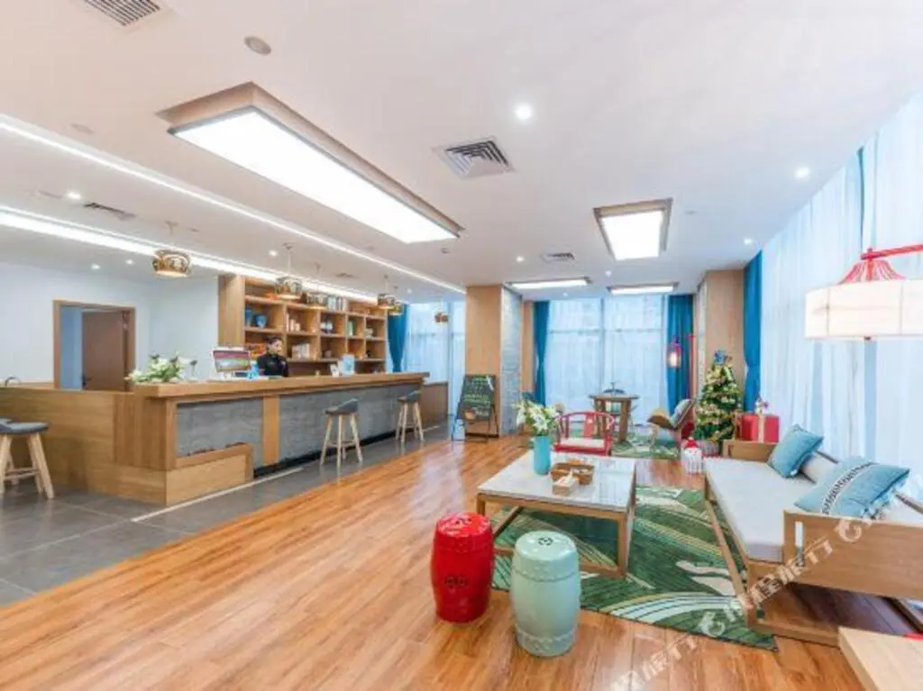 Нинбо: Kaiyuan Manju Hotel (Ningbo Tianyi Square Gulou Subway Station)