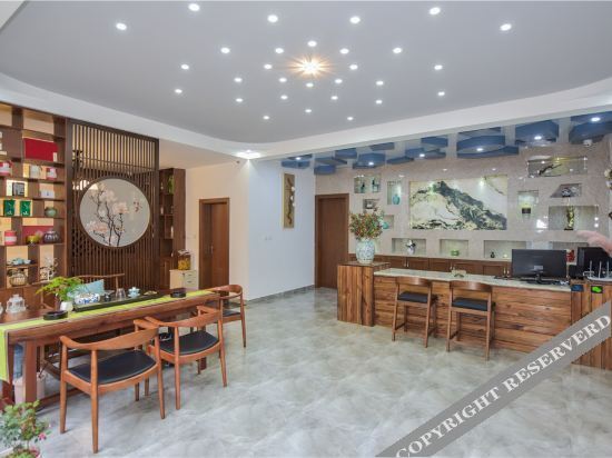 Дали: Zhiligui Yuantu Inn