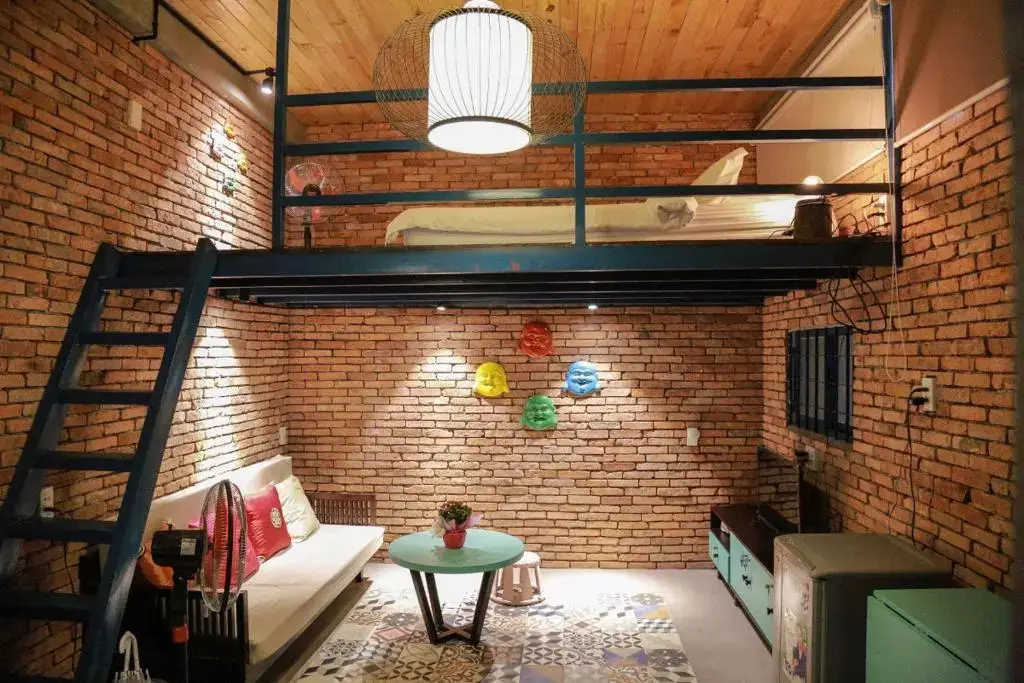 Хошимин: Stay&Chill - S.1: Ancient studio nearby Bui Vien