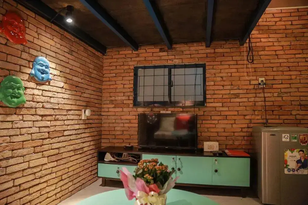Хошимин: Stay&Chill - S.1: Ancient studio nearby Bui Vien