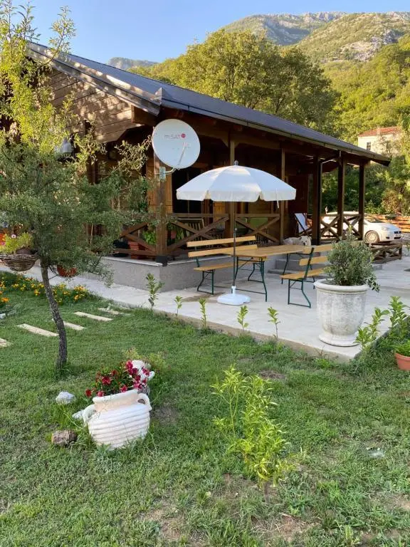 Чань: Guest House Mare