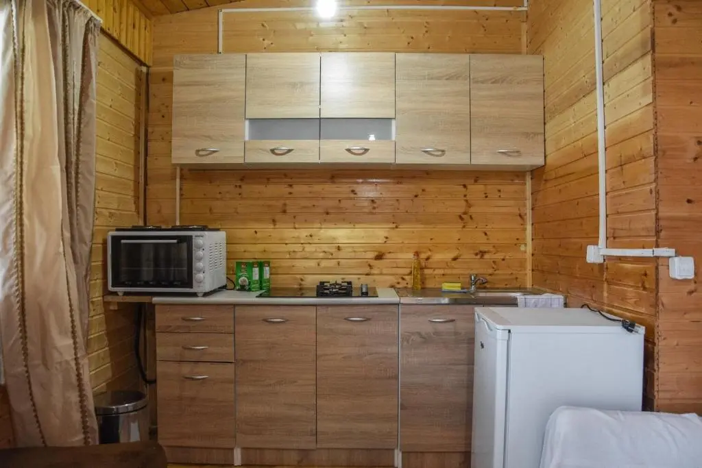 Горни Стой (Штойи и Эпермь): Jungle II River Cottage Ada Bojana - Ulcinj