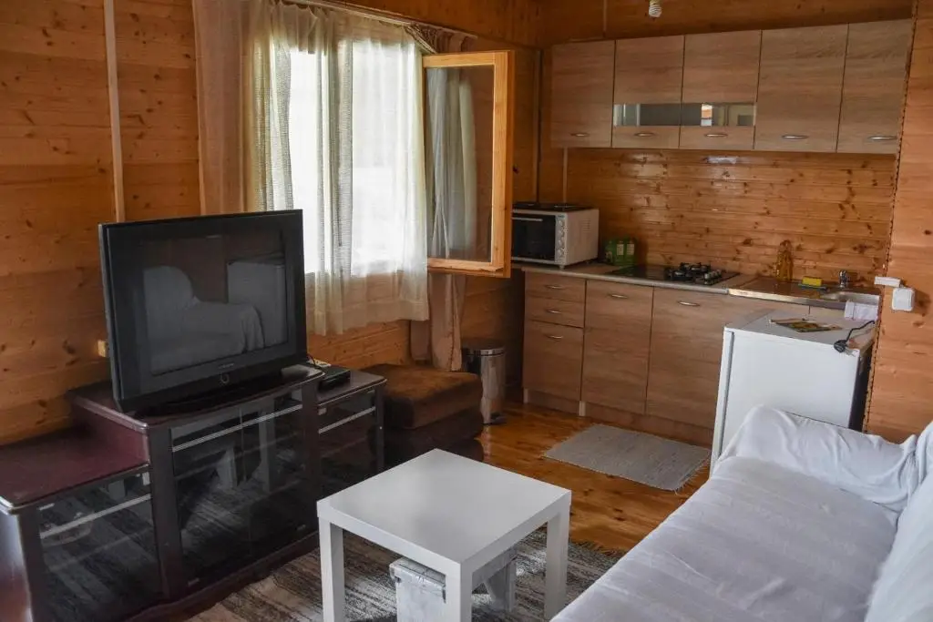 Горни Стой (Штойи и Эпермь): Jungle II River Cottage Ada Bojana - Ulcinj