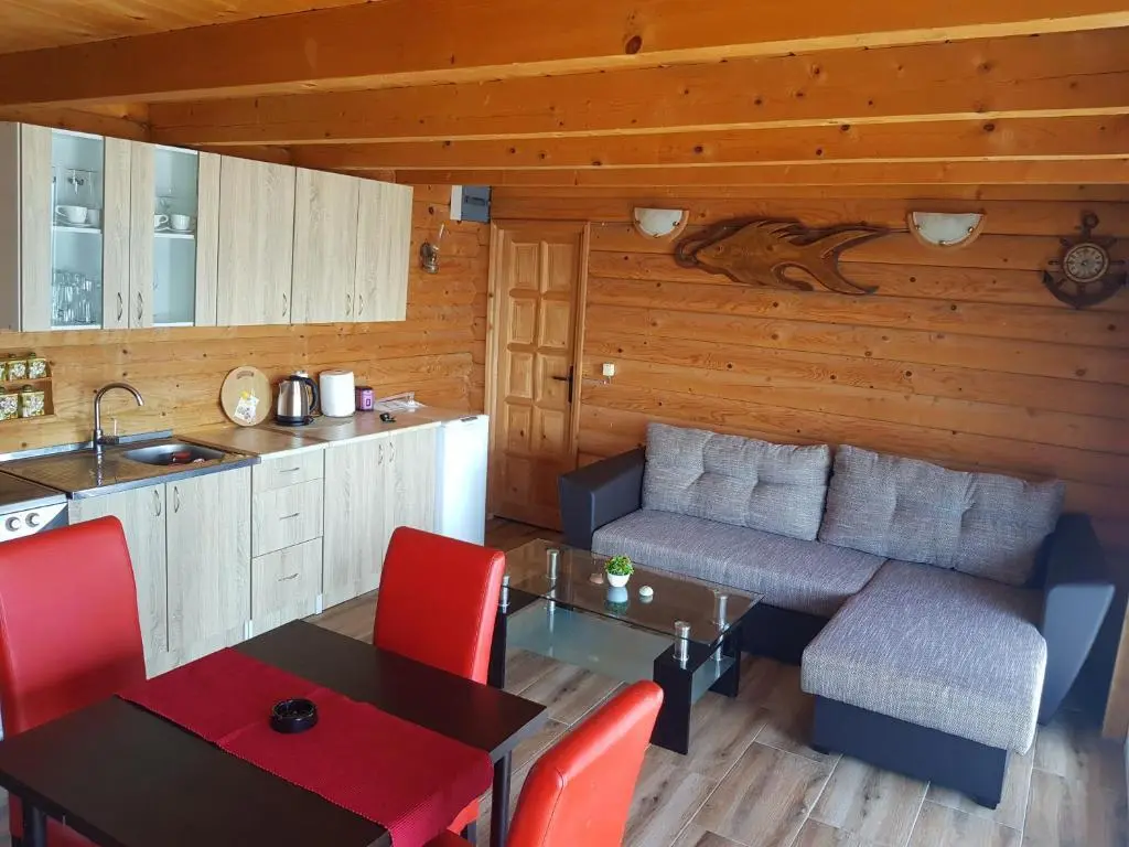 Бусат: Summer Holiday House Mm