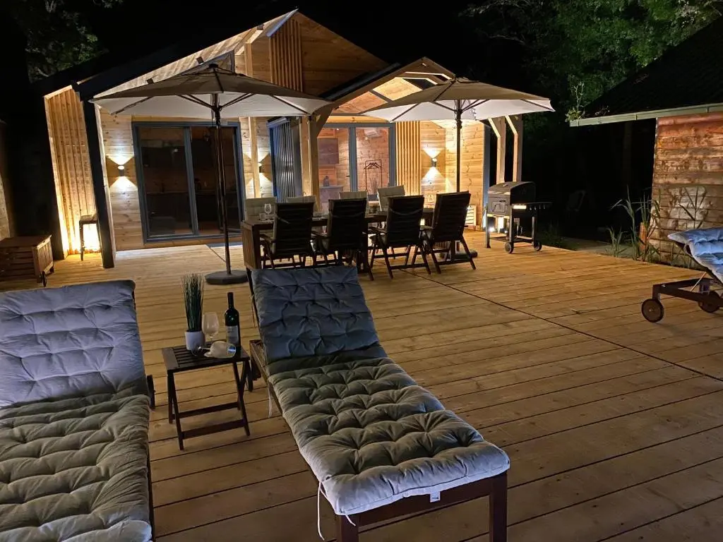 Горни Стой (Штойи и Эпермь): ADA BEACH HOUSE mit Wasserzugang