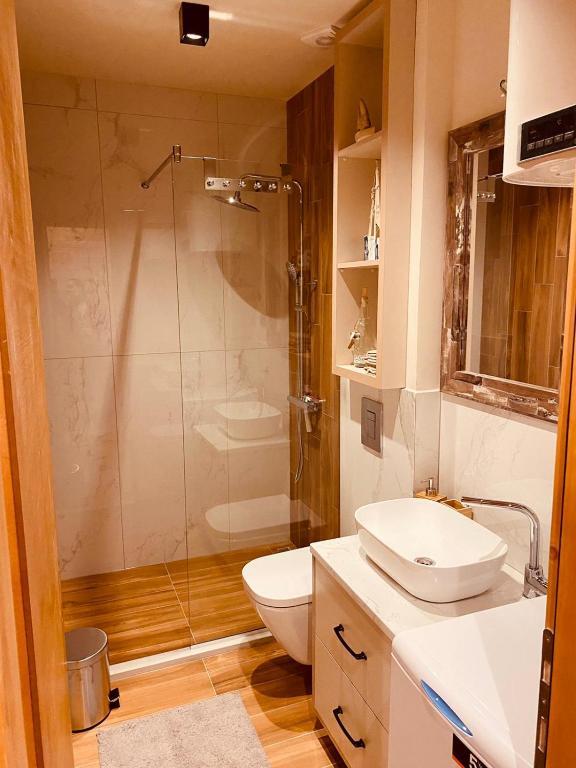 Горни Стой (Штойи и Эпермь): ADA BEACH HOUSE mit Wasserzugang