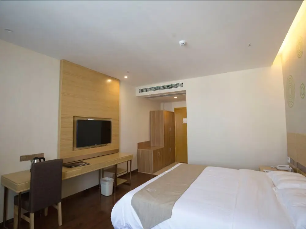 Чанчжоу: GreenTree Inn Changzhou Intrenational Airport Express Hotel