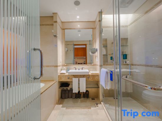 Ханчжоу: 1000 Island Lake Greentown Resort Hotel