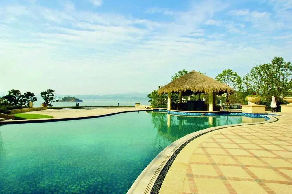 Ханчжоу: 1000 Island Lake Greentown Resort Hotel