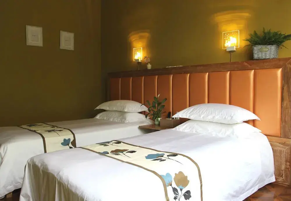Дунъян: Dongyang Hengdian Jiuqi Guest House