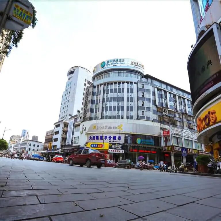 Юйлинь: City Comfort Inn Yulin Pedestrian Street