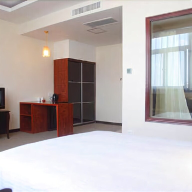 Наньтун: Nantong Golden Luck Hotel