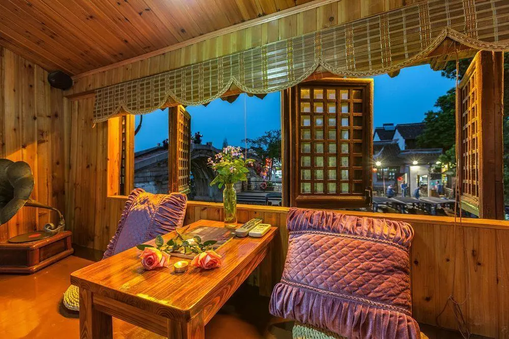Цзясинь: Xitang Moon Courtyard Guest House