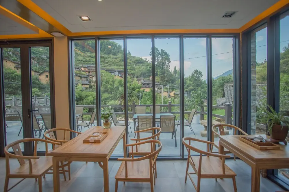 Лишуй: Cloud Valley House