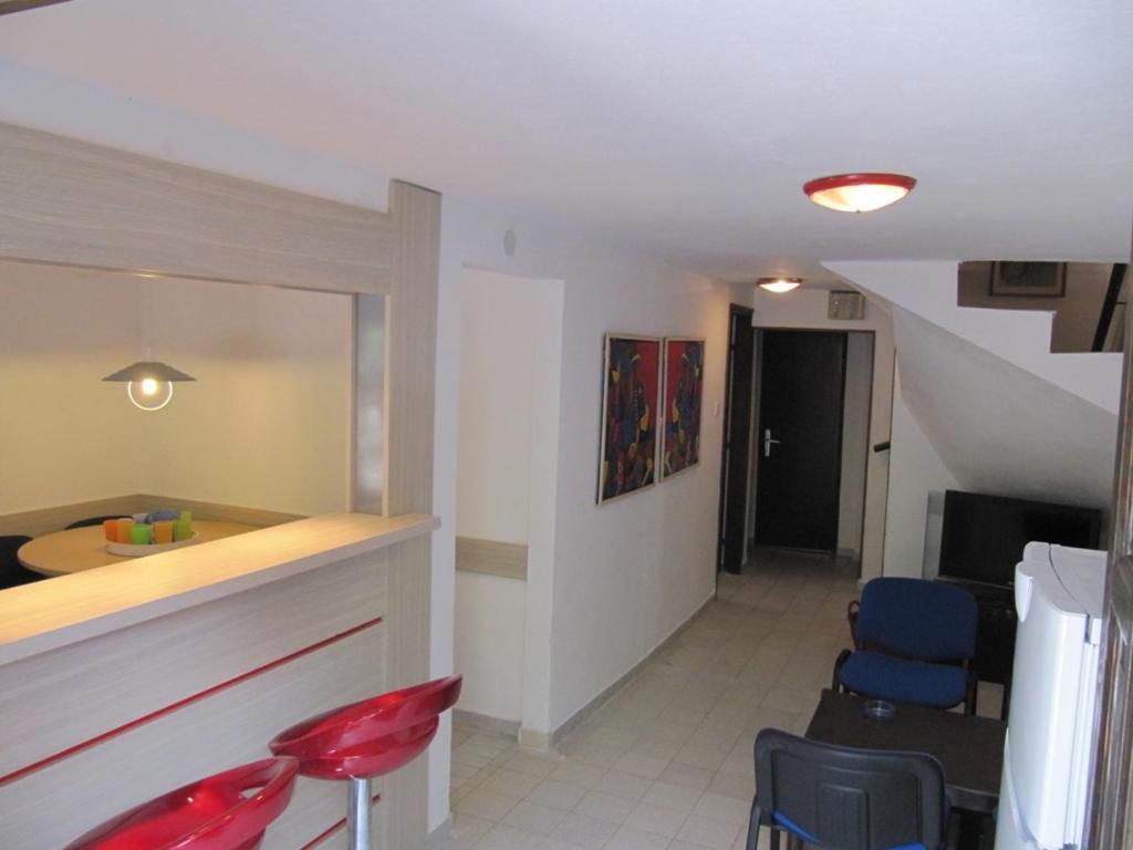 Доброта: Muki's House- just 50m from the beach