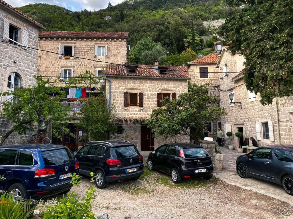 Charming Bohemian House in Perast — фото 1