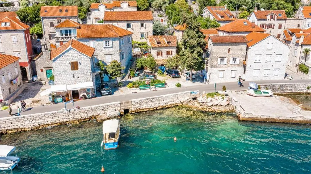 Пераст: Charming Bohemian House in Perast