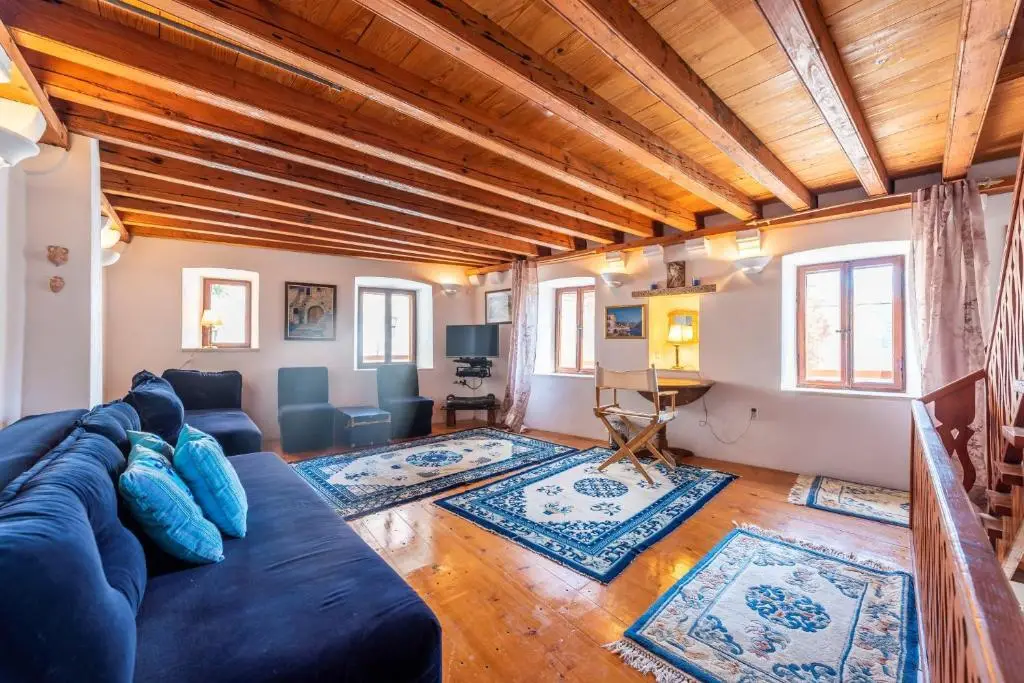 Пераст: Charming Bohemian House in Perast
